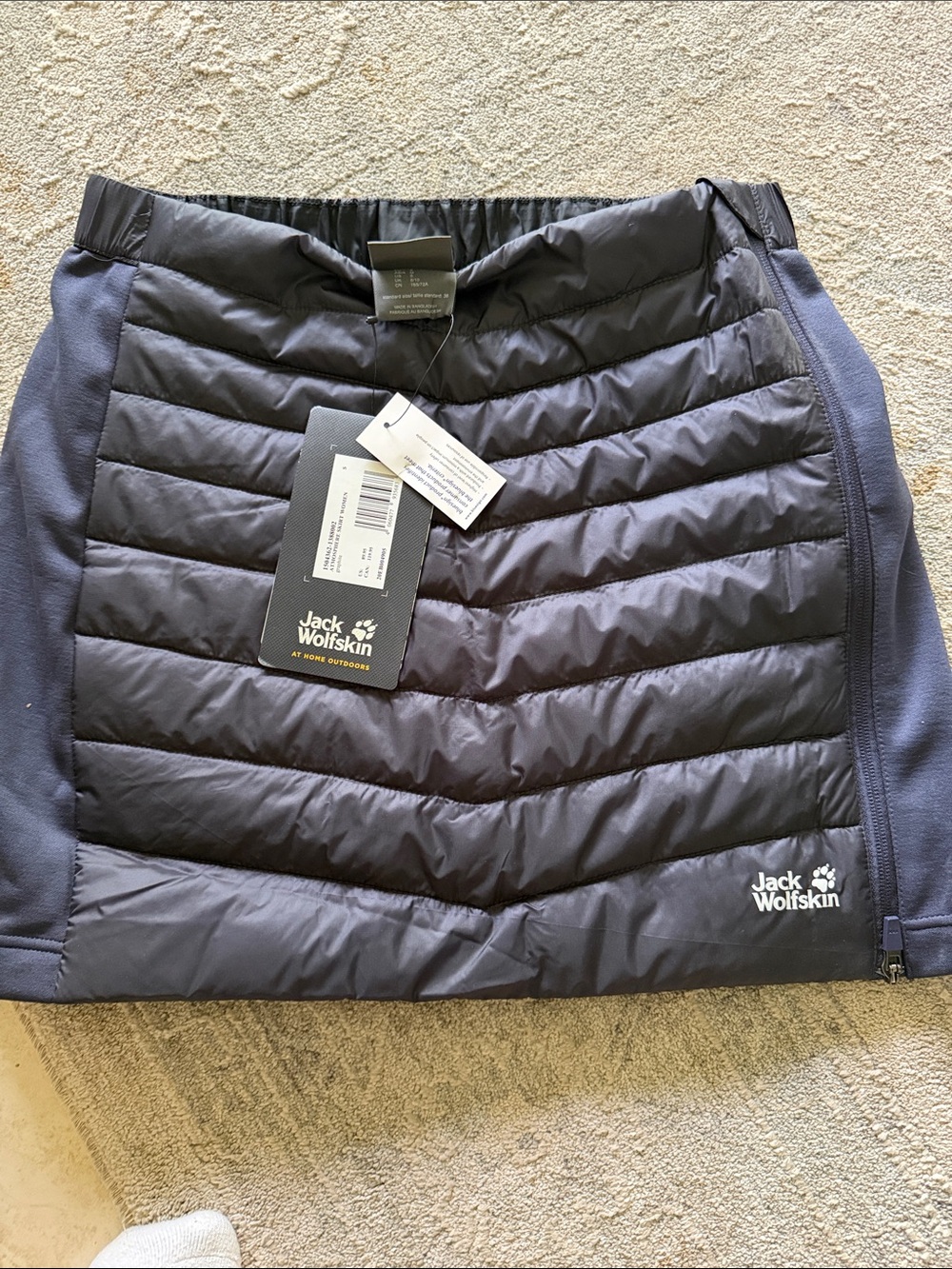 Jack Wolfskin navy and charcoal quilted puffer skirt